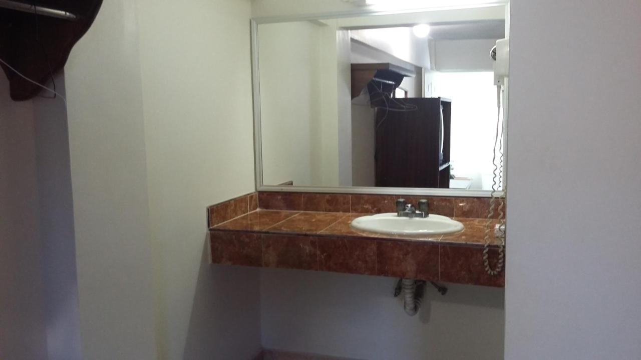 Hotel Posada Del Yaqui Ciudad Obregon Luaran gambar